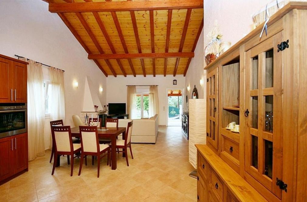Villa Spiti Ute Makrádes Екстериор снимка